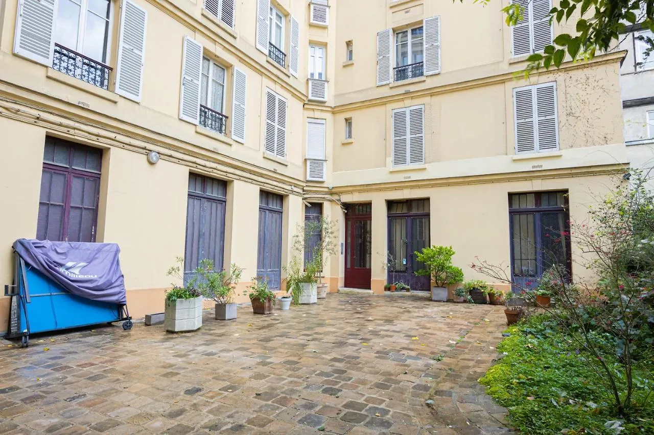 Studio Republique Jemmapes Free Netflix Apartment Paris 0*,